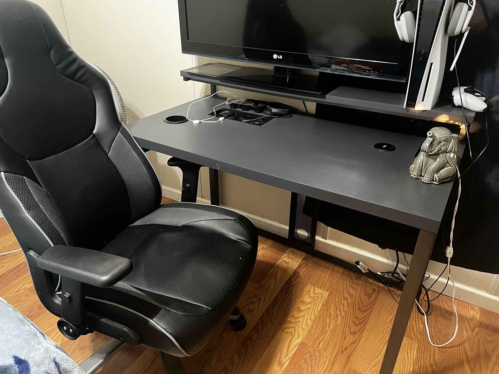 Gaming Desk And Chair