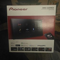 Pioneer Double-DIN DMH-1600NEX (Apple Car play & Android Auto)