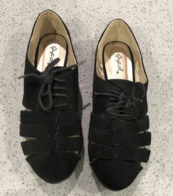 Dress shoes Size 8