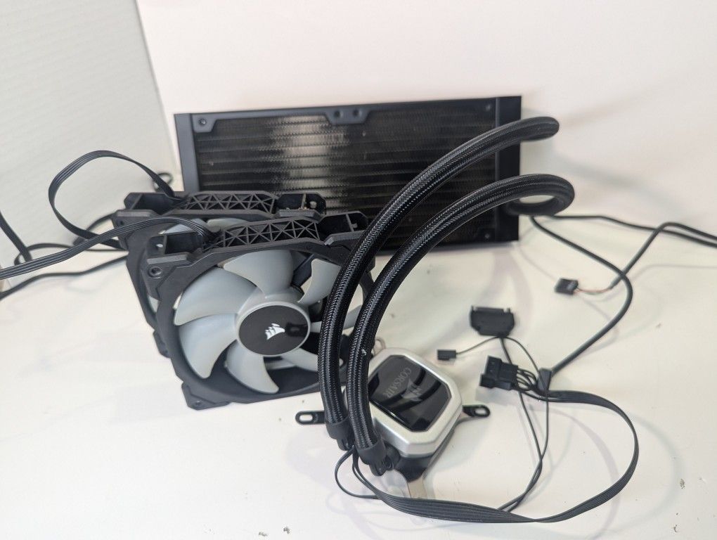 Corsair Hydro H100i Pro RGB Liquid Cooler