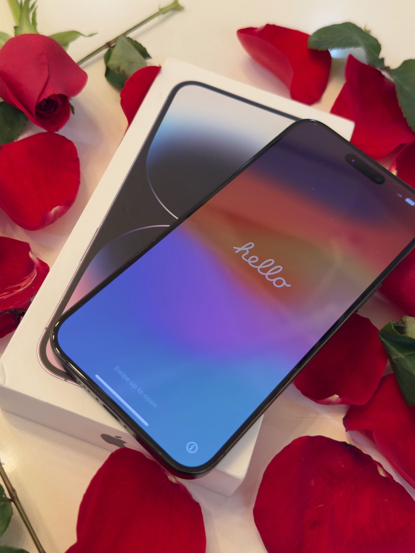 BLACK TITANIUM 15 PRO MAX 256GB UNLOCKED