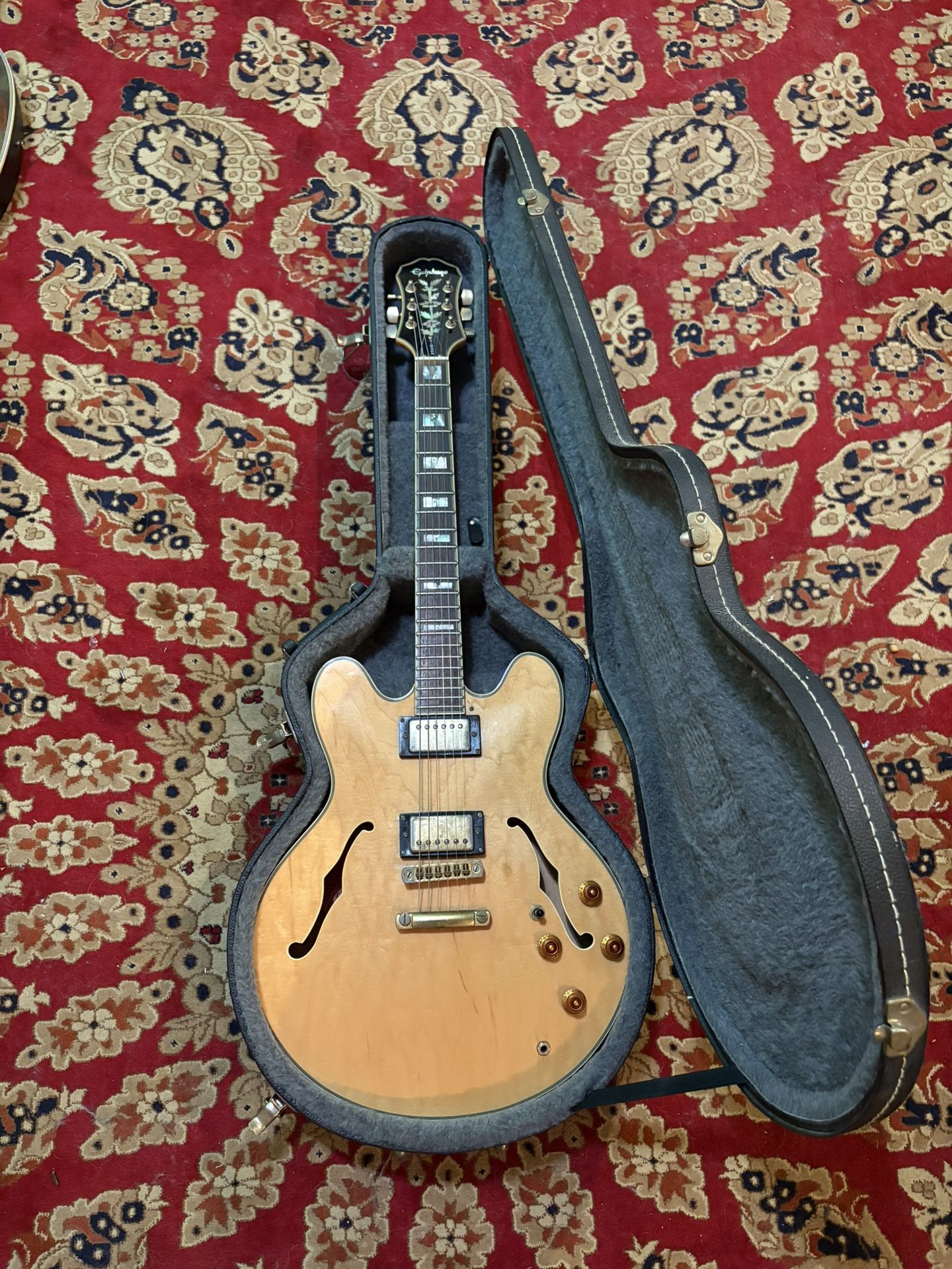 Epiphone Sheraton Semi Hollow Body Electric Guitar