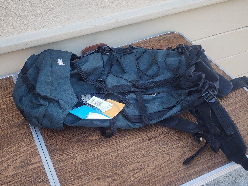 COMPASS BACKPACK new Never used