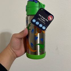 Boy’s Dinosaur Theme Water Single Wall Tumbler NEW - 2$ 