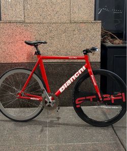Stiffi 2 spoke custom carbon wheel