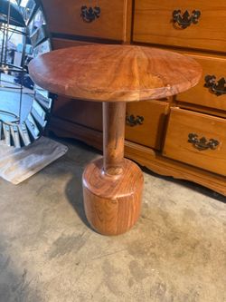 Round Solid Wood Pedestal Side Table