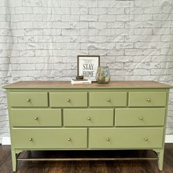 Modern Green Wood 9 Drawer Dresser