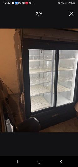 Refrigerator Merchandiser Display
