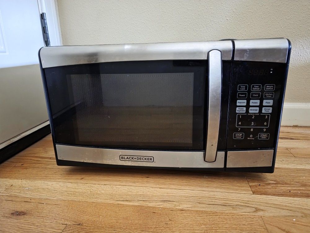 Black And Decker Countertop Microwave