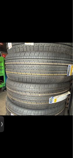 Goodyear Tires 265/65R18 Set of 2