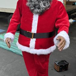 Animated Life-Size Realistic Santa 