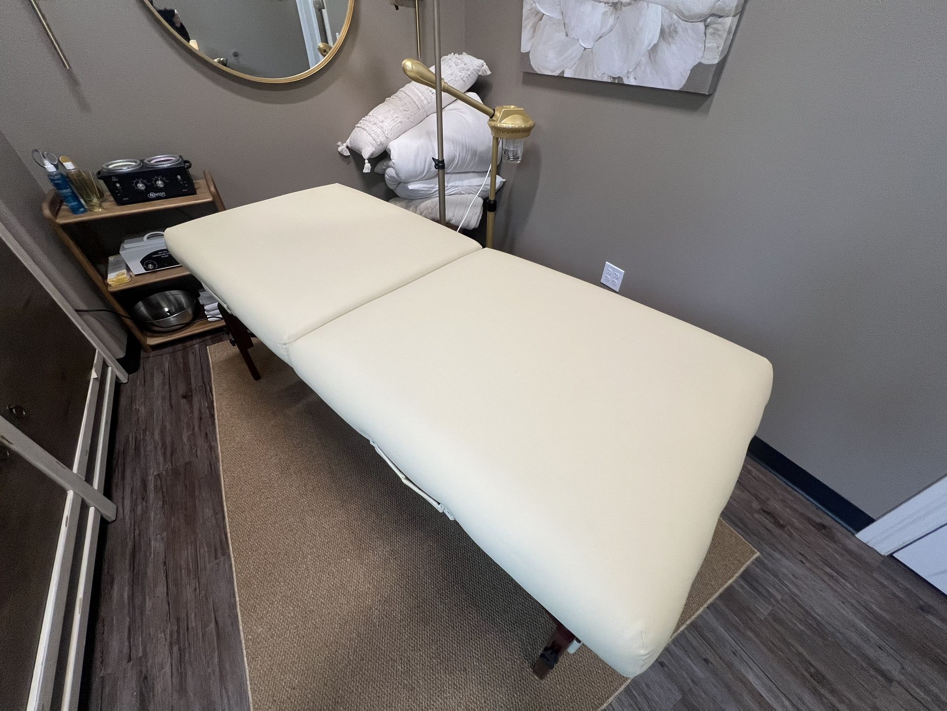 Like new Portable Massage Table