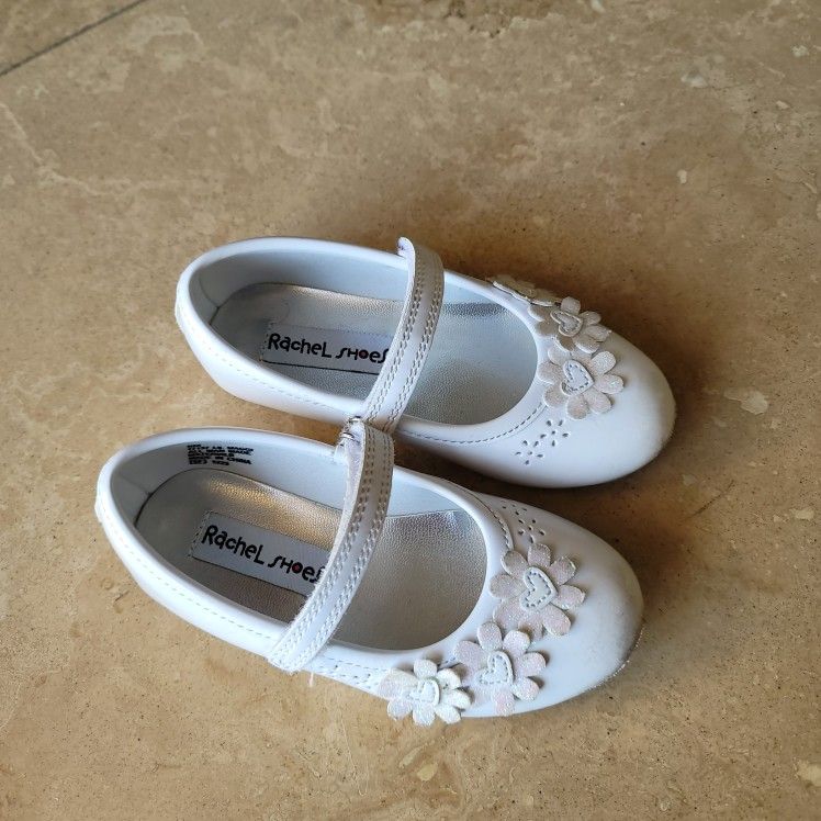 Girl's White Mary Jane Shoes Size 8