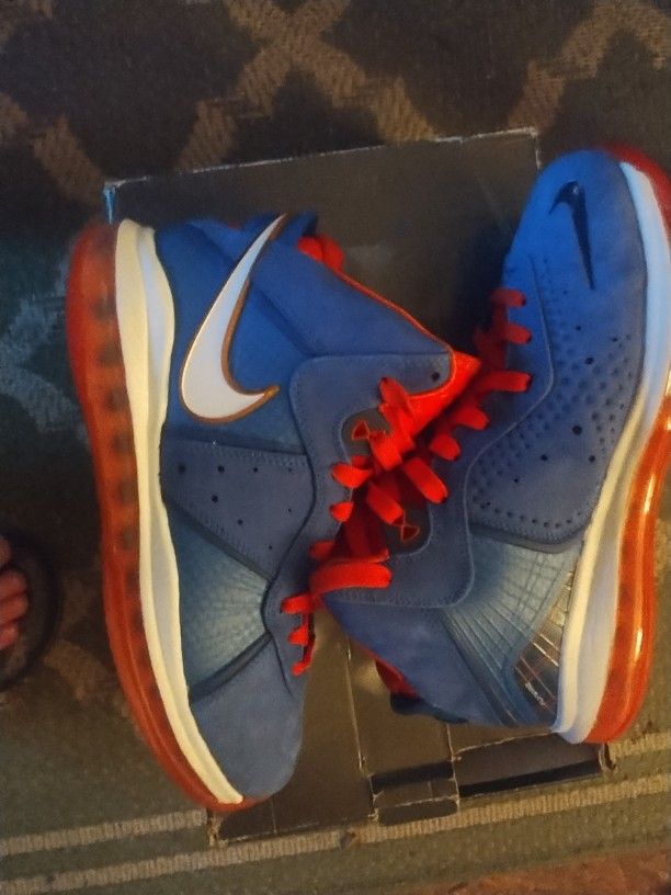LeBron 8 HWC Size 9