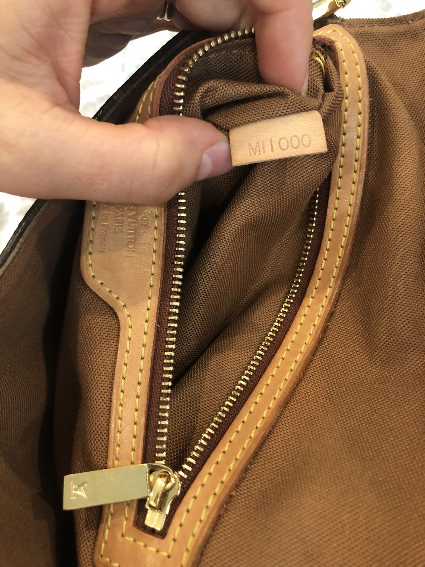 Louis Vuitton Tambourine Crossbody Bag for Sale in Farmington Hills, MI -  OfferUp