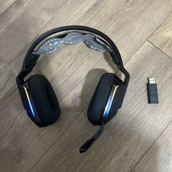 Logitech Headset G733