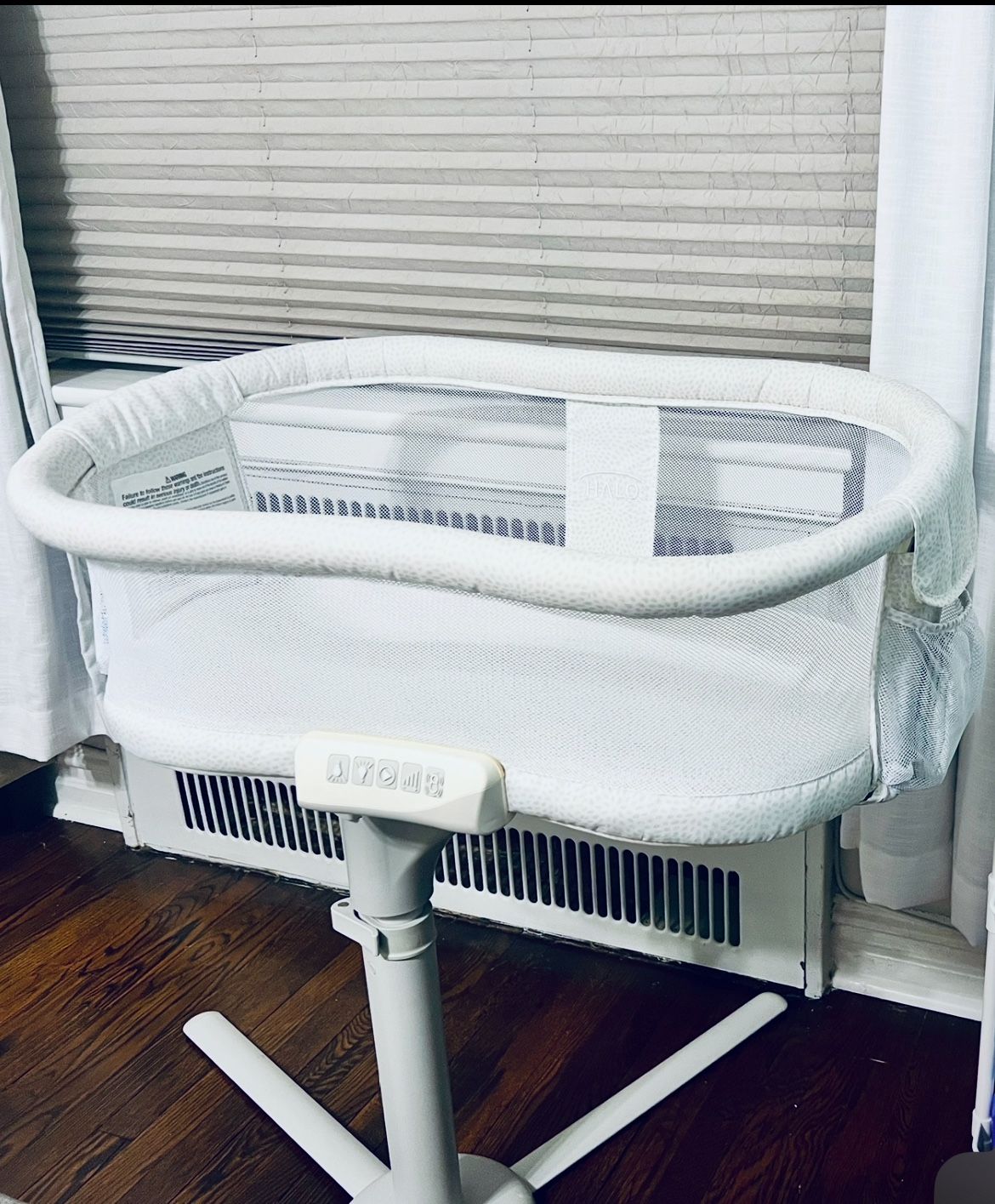 Halo bassinet