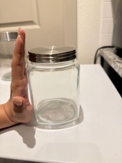 Glass jar