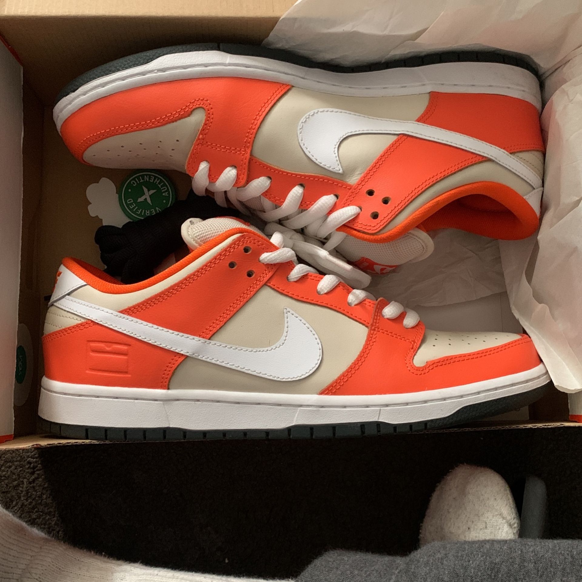 Nike Sb Orange Box for Sale in Long Beach, CA - OfferUp