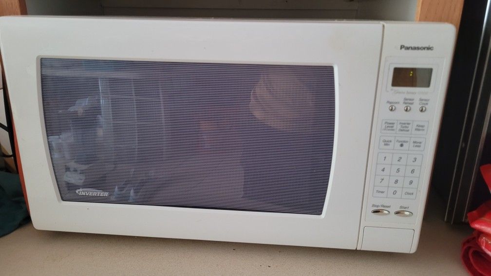 Panasonic Microwave $60