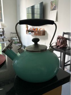 Very cute tea pot
