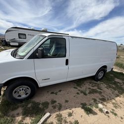 2005 Chevy Express Van 2500