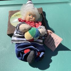 Title: Vintage Collectible Porcelain Clown Doll by Show-Stoppers, Ziggy  