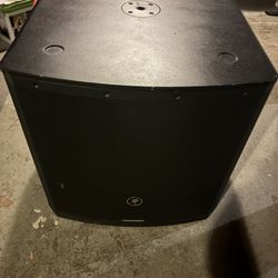 Mackie Sr18s 18” Active Sub