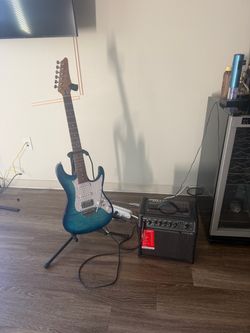 Electric Guitar & Line 6 Amplifier Bundle – Like New Condition