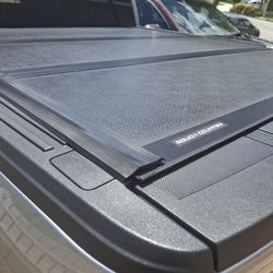 Rough Country trifold hard solid tonneau cover