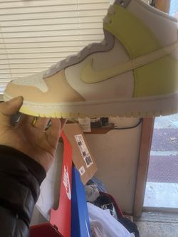 Womens Nike dunk-Brand New 7.5