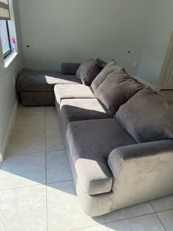 Gray Fabric Sectional Sofa with Chaise