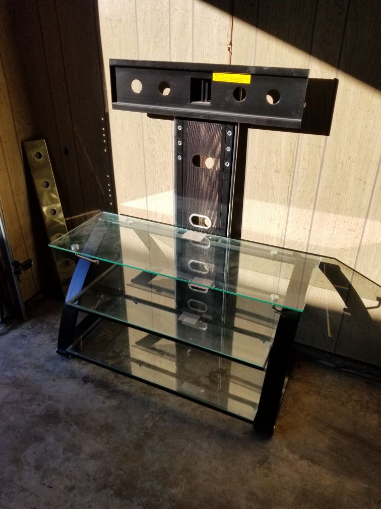 TV STAND 55"OR 60 INCHES TV