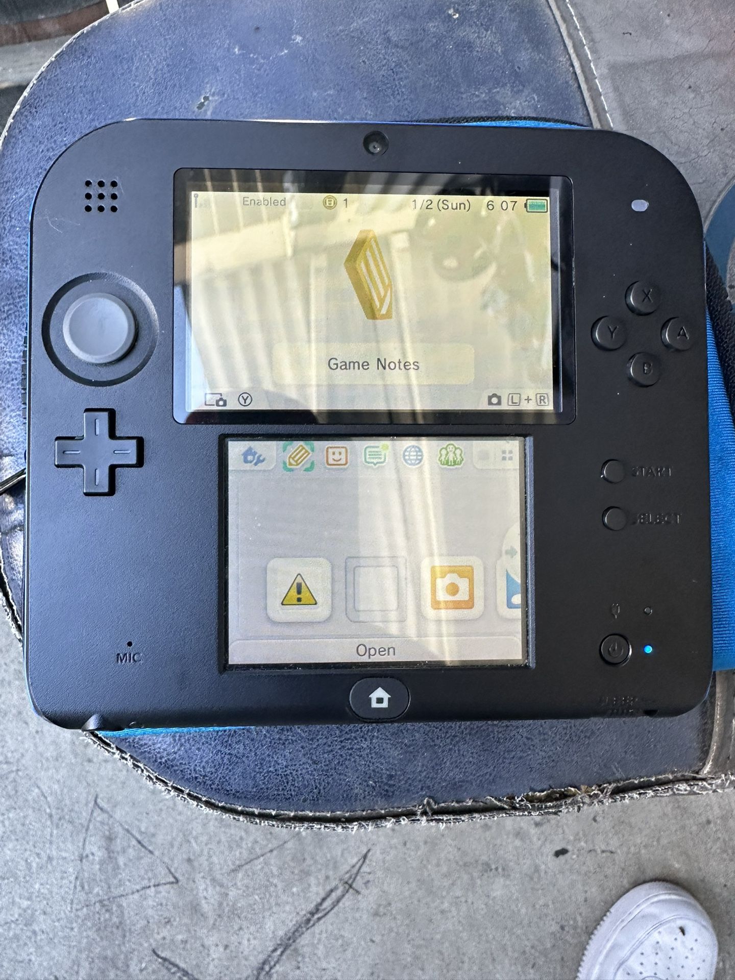 Nintendo 2 Ds