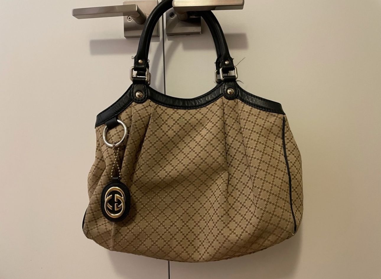 Gucci Medium Sukey GG Canvas Tote 