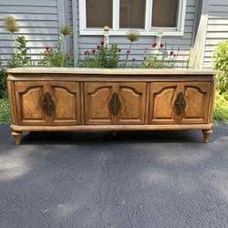 Faux travertine top solid wood cherry and Burld console/ sofa table cabinet Delivery  available  to all Chicago area and surrounding.  Width 61 1/2”  