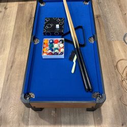 Table Top Pool Table 