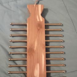 Hanging Cedar Tie, Belt, Or Scarf Holder