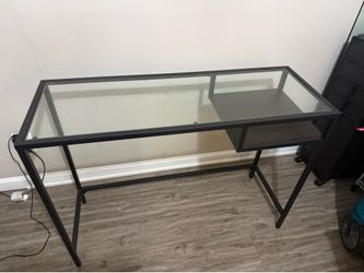 IKEA VITTSJÖ Laptop Table