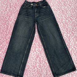 Very Dark Blue Wash Straight Leg Jeans