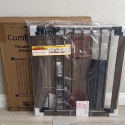 Extra Wide Pet Gate / Baby Gate - Fits Openings 29.7” - 46”