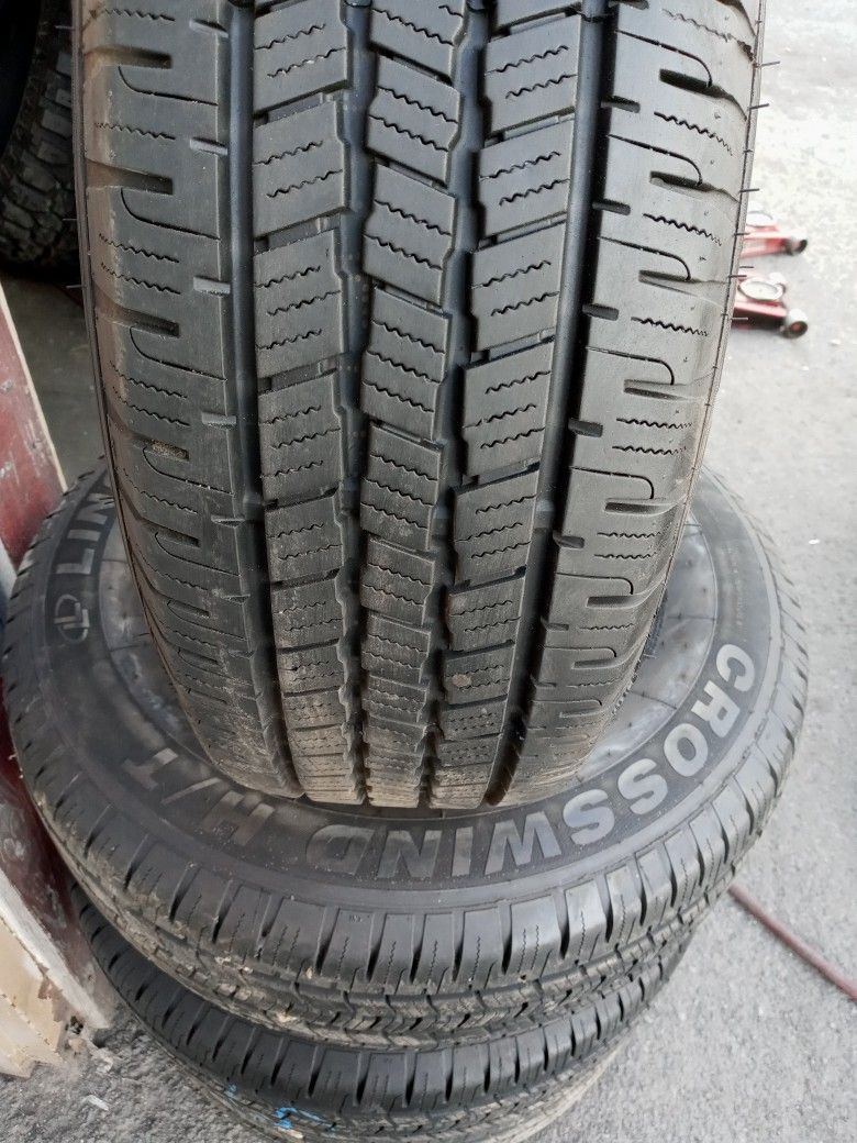 CROSSWIND LINGLLONG P235/75R15. SET 90%100