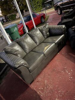 Leather Couch Need Gone ASAP 