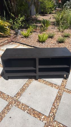 TV / media table