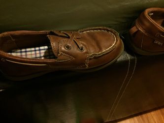 Dressing shoes