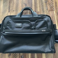TUMI LAPTOP BAG - PERFECT CONDITION