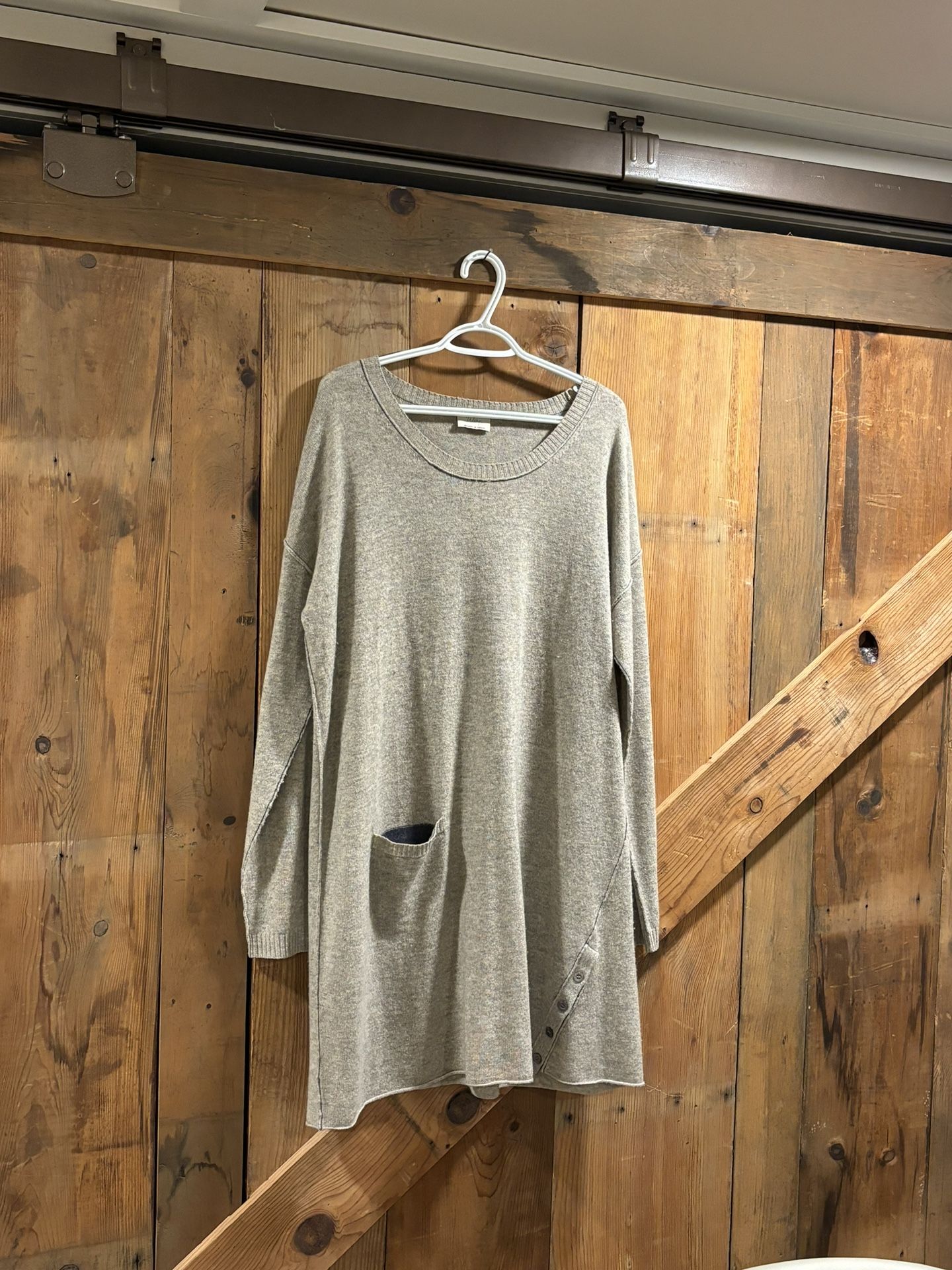 Wrap London dresses 100% Cashmere worn once