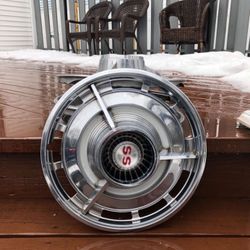 4 Classic 1963/1964 Chevrolet Chevy SS Belair Impala Hubcaps Wheel Cover Size 14 Inches 