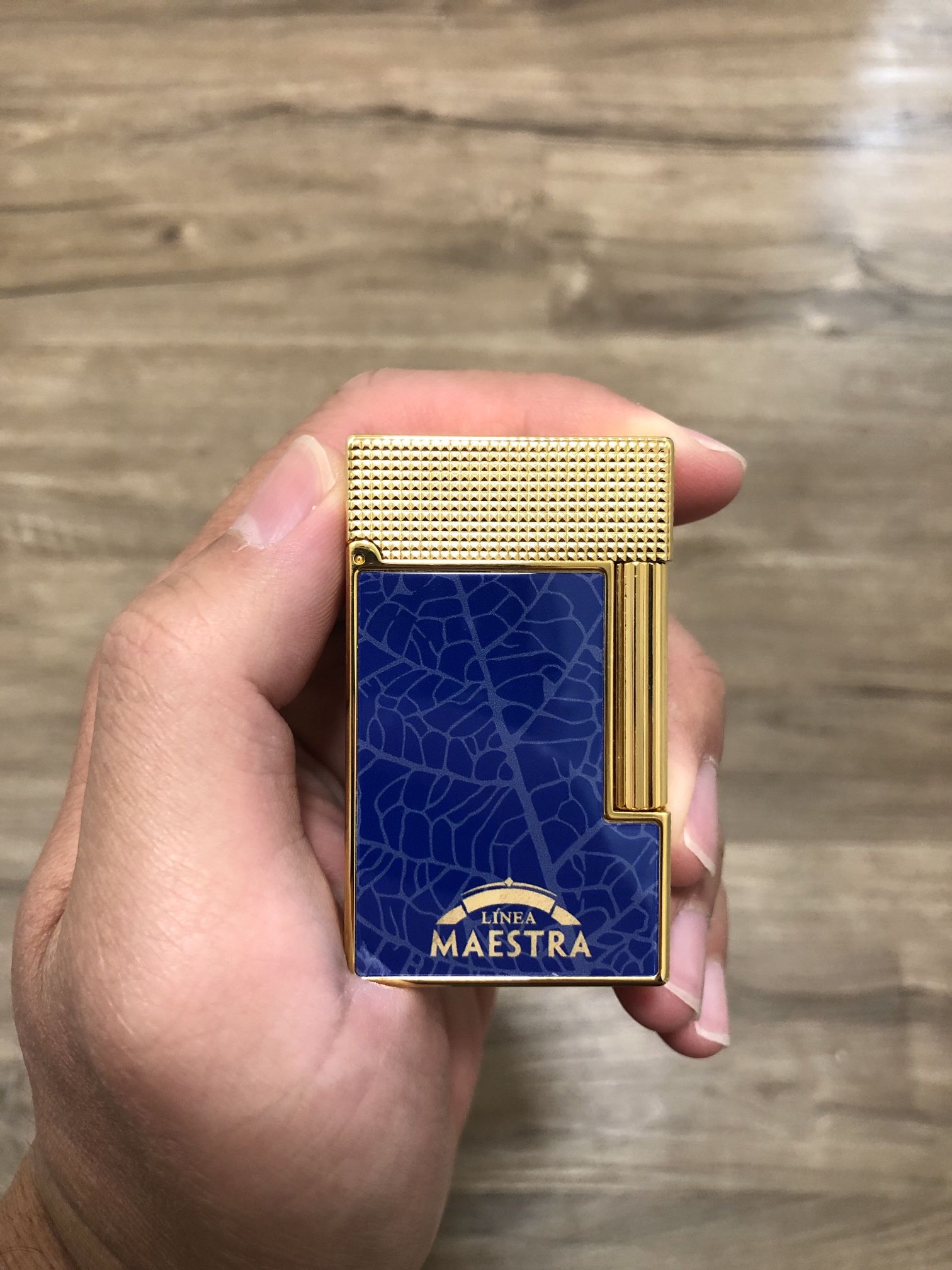 Dupont Lighter