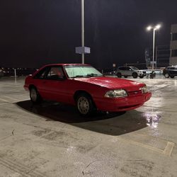 1992 Ford Mustang